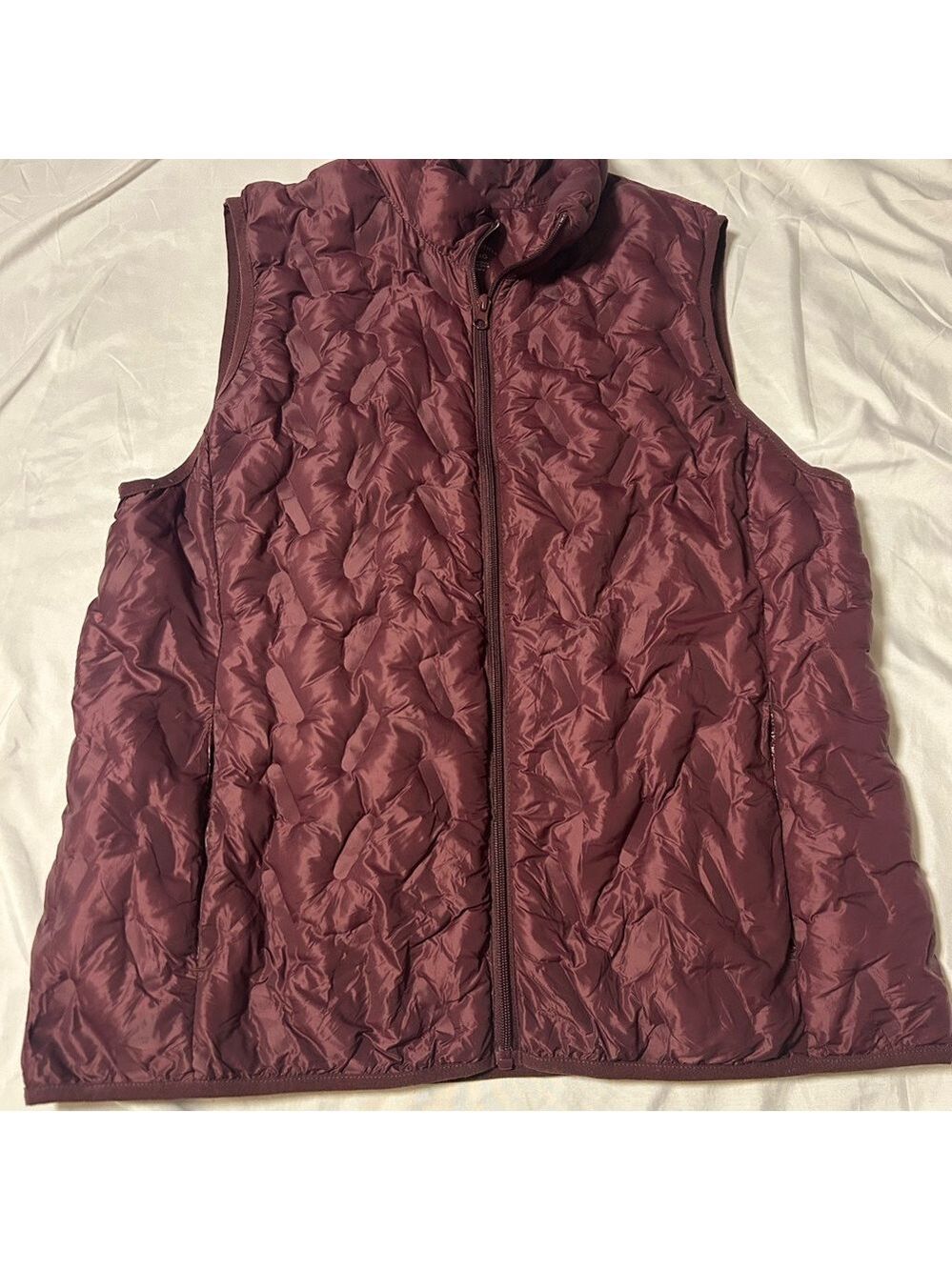 Tangerine Women's Sleeveless Winter Jacket Vest Size XL Quilted Puffer Burgundy - Picture 2 of 11